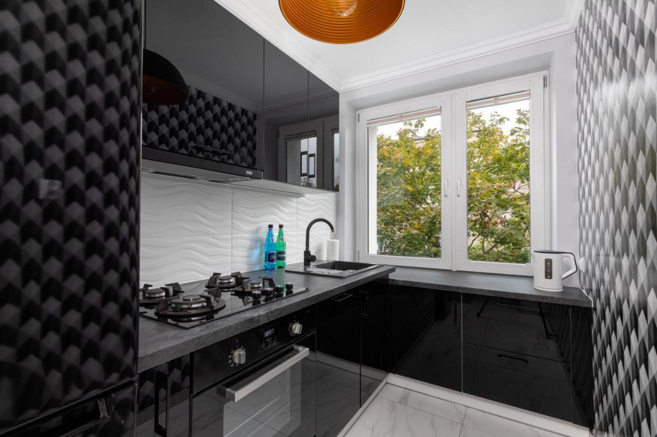Rent Like Home - Hoza 38 วอร์ซอ ภายนอก รูปภาพ